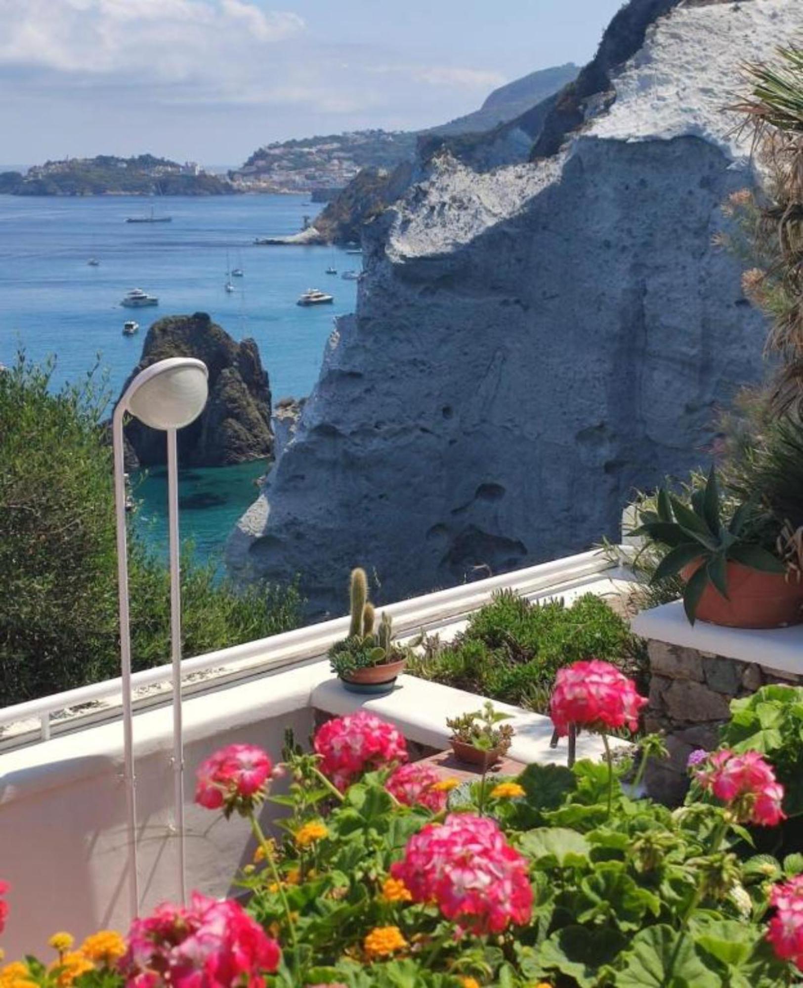 Maridea - Cave Apartments Ponza Dış mekan fotoğraf